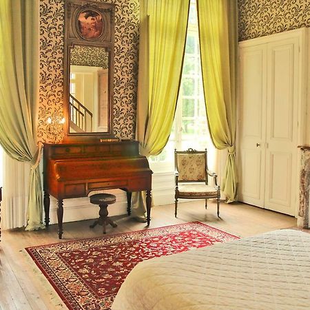 Bed and Breakfast Chateau De Fleury La Foret à Igoville Extérieur photo